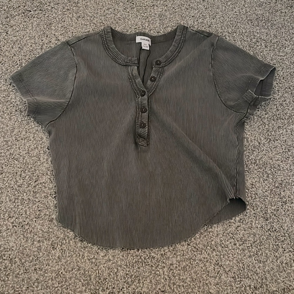 garage crop top